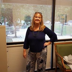 Meet your Posher, Debbie